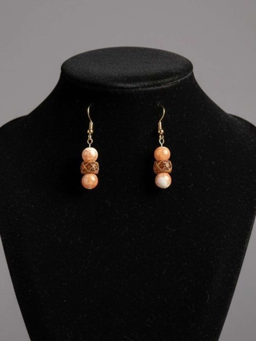 NWT Simple Brown Circular Dangle Earrings